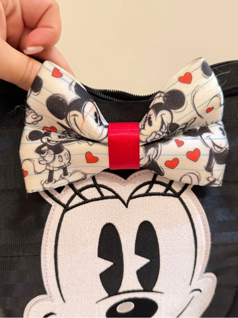 NEW Disney Harvey’s Minnie & Mickey Reversible Bag - Picture 3 of 13